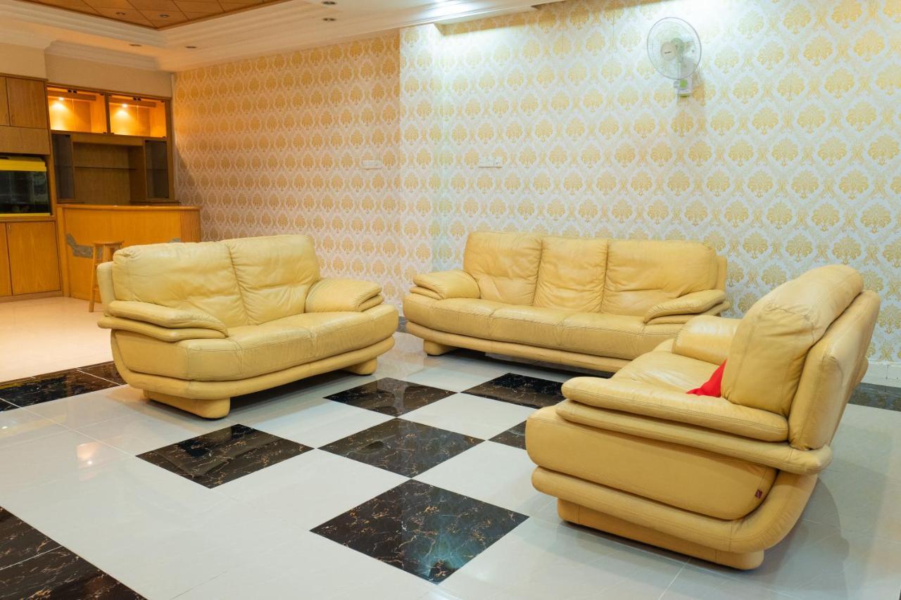 Mk Homestay Wakaf Che Yeh With Bathtub - Max 14 Pax Kota Bharu Exterior photo