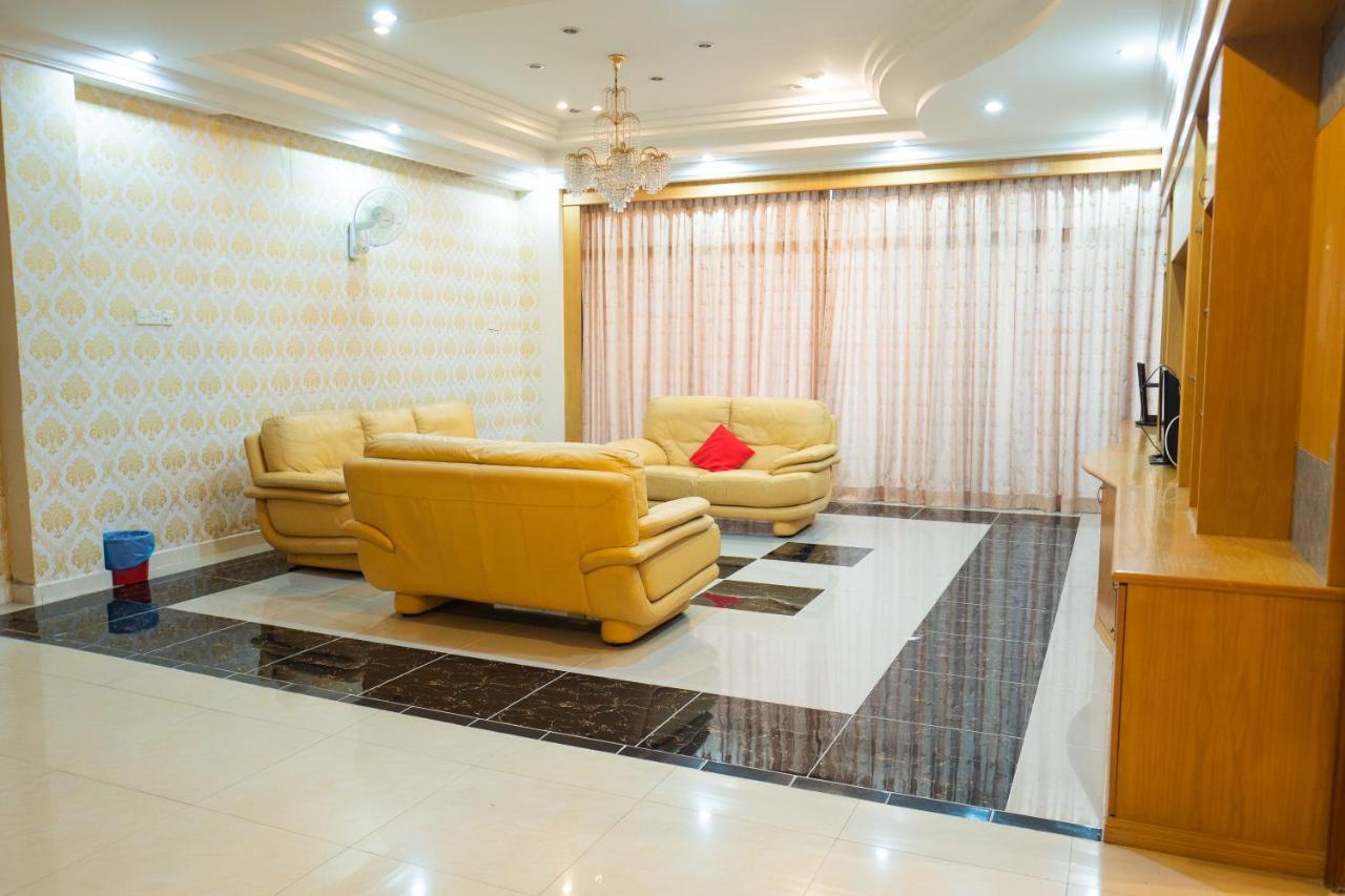 Mk Homestay Wakaf Che Yeh With Bathtub - Max 14 Pax Kota Bharu Exterior photo