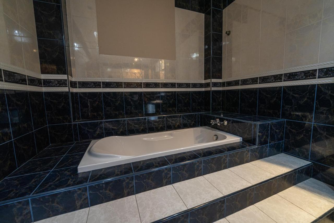Mk Homestay Wakaf Che Yeh With Bathtub - Max 14 Pax Kota Bharu Exterior photo
