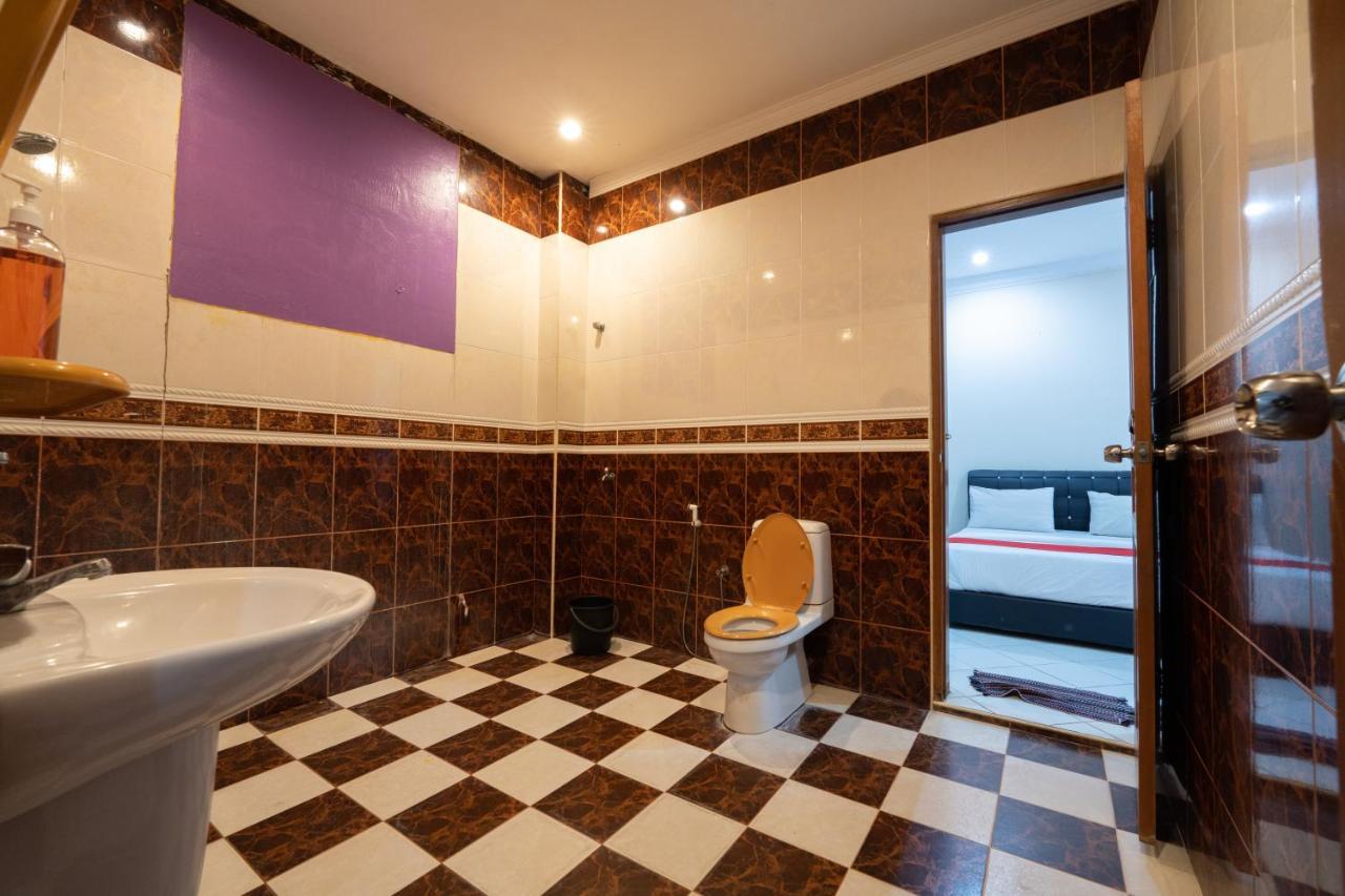 Mk Homestay Wakaf Che Yeh With Bathtub - Max 14 Pax Kota Bharu Exterior photo